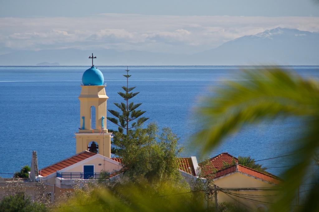 Boulevard Panorama Suites Agia Efimia Exterior foto